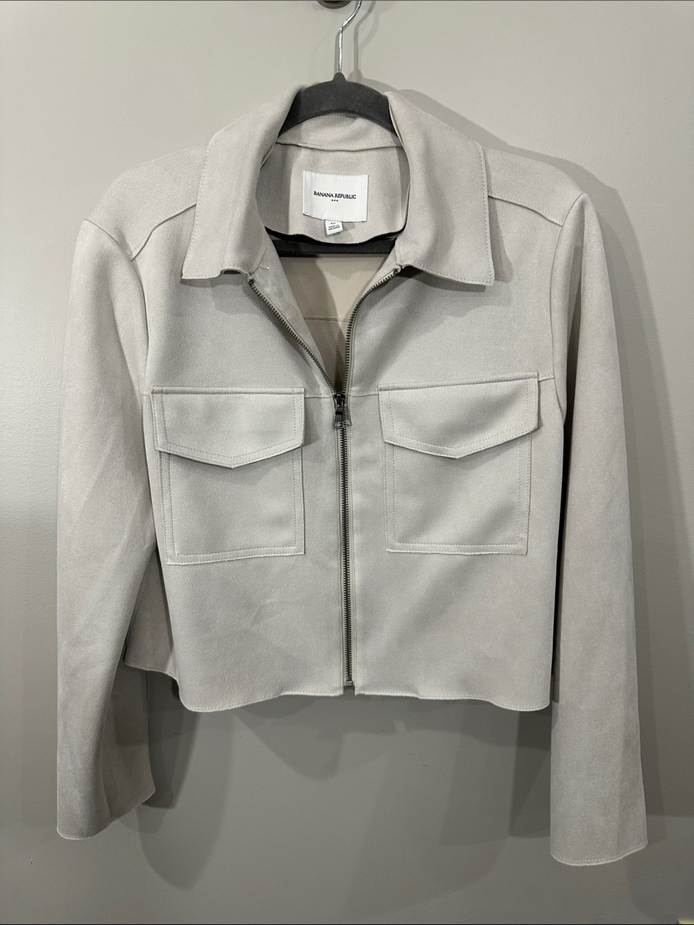 Banana Republic Women’s Light Gray Cropped Microsuede Zip Jacket